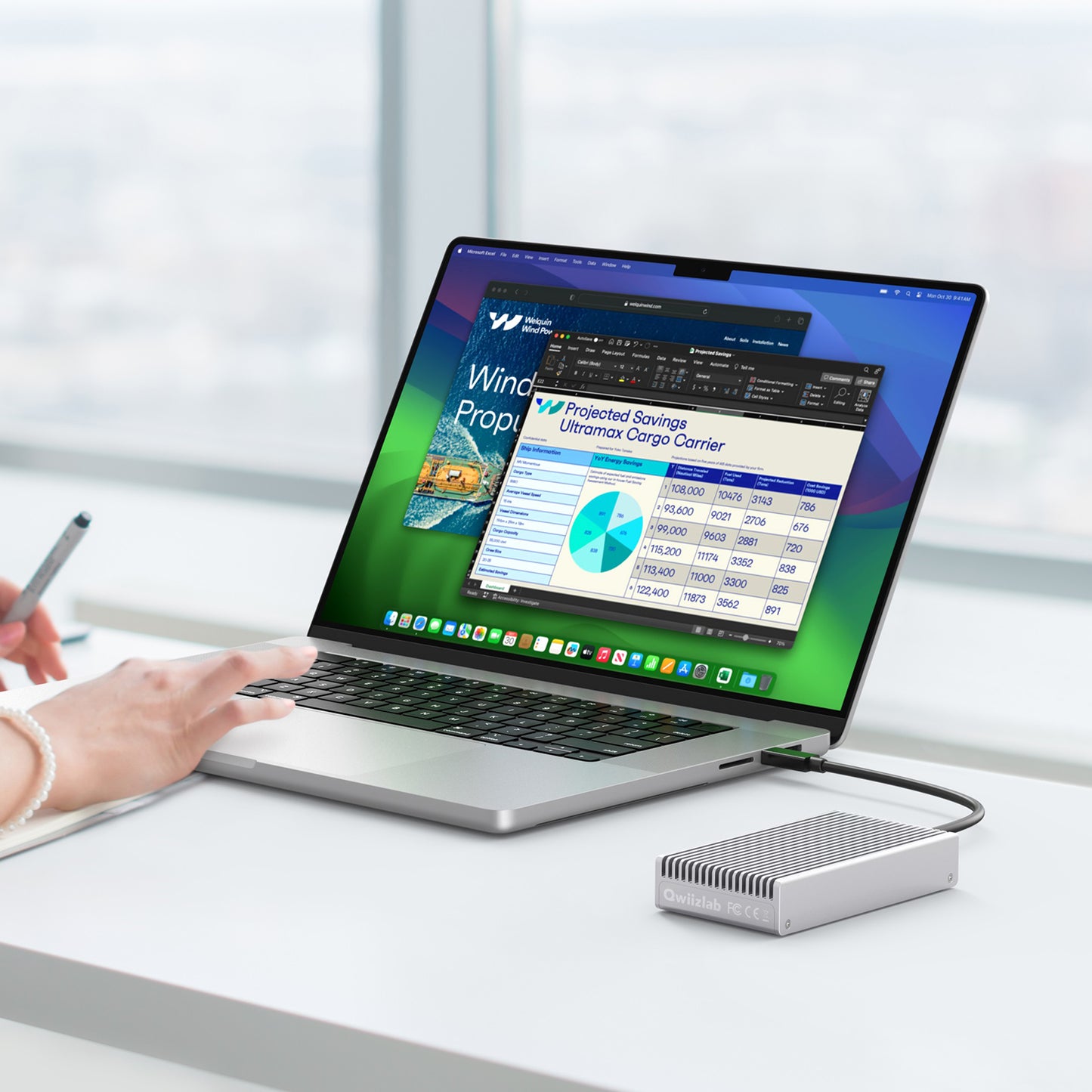 Fanless Speedy 40Gbps M.2 NVMe SSD Enclosure, USB4/Thunderbolt 4 Aluminum External NVMe Enclosure with Finned Dustproof Cooling Design, Supports M.2 NVMe PCIe SSD up to 8TB(Silver